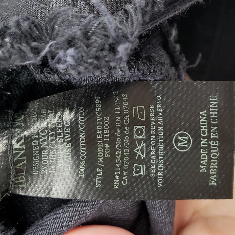 BLANK NYC raw hem black denim jacket size medium - Picture 8 of 9